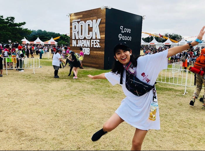 今年行った音楽フェス!バンドTシャツを着てないレアケースです。/新美有加アナウンサー(提供写真)