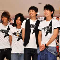 左から:斉藤千尋、吉田克己、佐藤歩、古川雄輝、前田公輝、田中大地