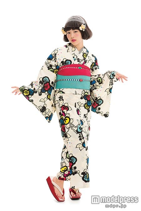 クラシカルな着こなしも/「ゆかたきぶん ~今年の夏は、もっとゆかたが好きになる。~」(画像提供:ワニブックス)
