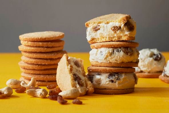 厳選チーズをソフトやサンドに!「ナウ オン チーズ」ルミネ新宿に誕生