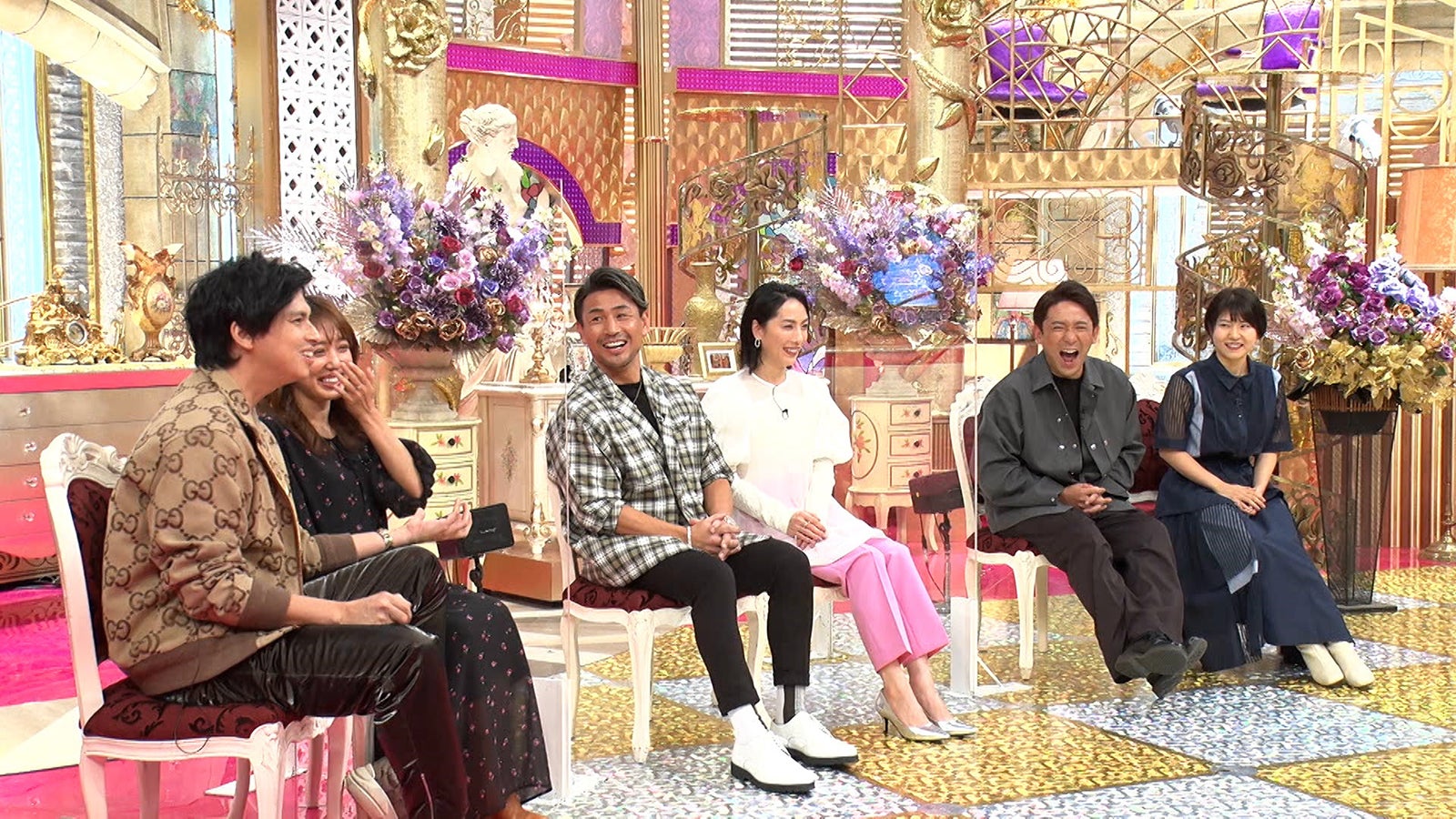 川崎希＆アレク夫妻「単独で動いちゃだめ」な理由 入籍翌日の恐怖映像も明らかに