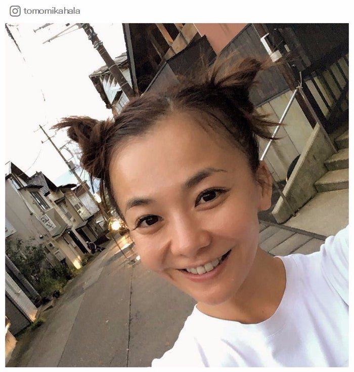 華原朋美 桃天 ショットに 懐かしすぎる の声殺到 お団子ヘア 華原朋美 桃天 ショットに 懐かしすぎる の声殺到 お団子ヘア