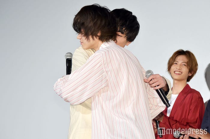 間宮祥太朗、菅田将暉 (C)モデルプレス