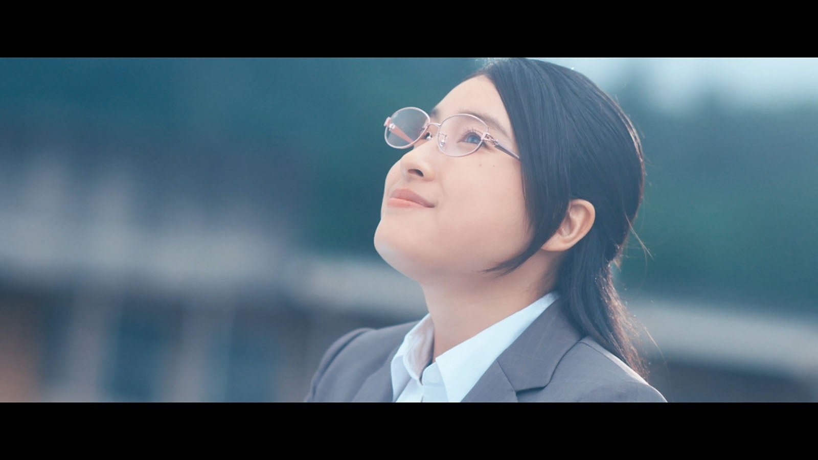 土屋太鳳出演の動画より（提供写真）