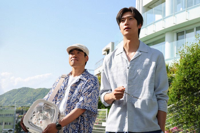 ジン・デヨン、ナ・イヌ「初恋DOGs」第1話(C)TBS