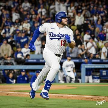 ドジャースが今季初サヨナラ勝ち 守護神・ディアスが背信もマンシーの3発目が劇弾に！7本塁打飛び交う空中戦制してメジャー30球団で10勝一番乗り