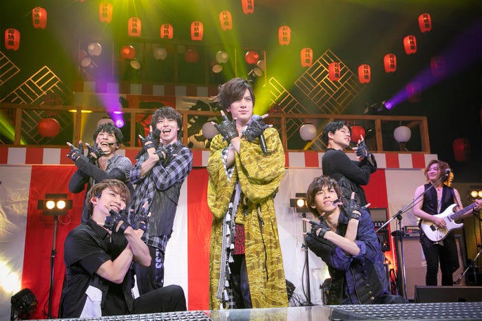 DAIGOと超特急(写真:米山三郎、深野輝美、冨田望)