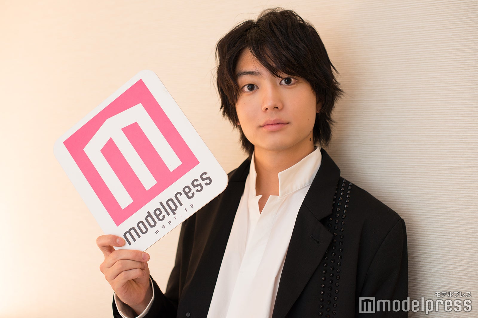 モデルプレスのインタビューに応じた健太郎（C）モデルプレス