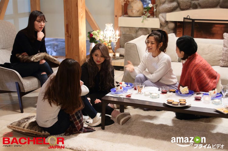 バチェラー8話 怖すぎる 女の批判大会 が開幕 涙の謝罪 本当にごめんなさい モデルプレス