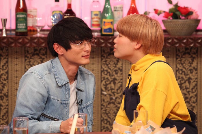 高良健吾、まひる(C)フジテレビ