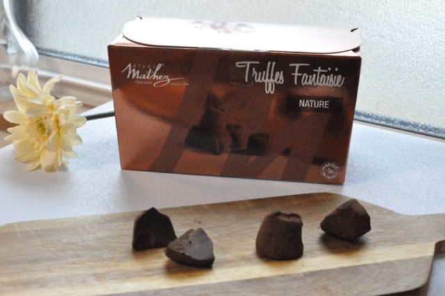 成城石井「マテスファンタジートリュフ」中身とパッケージ