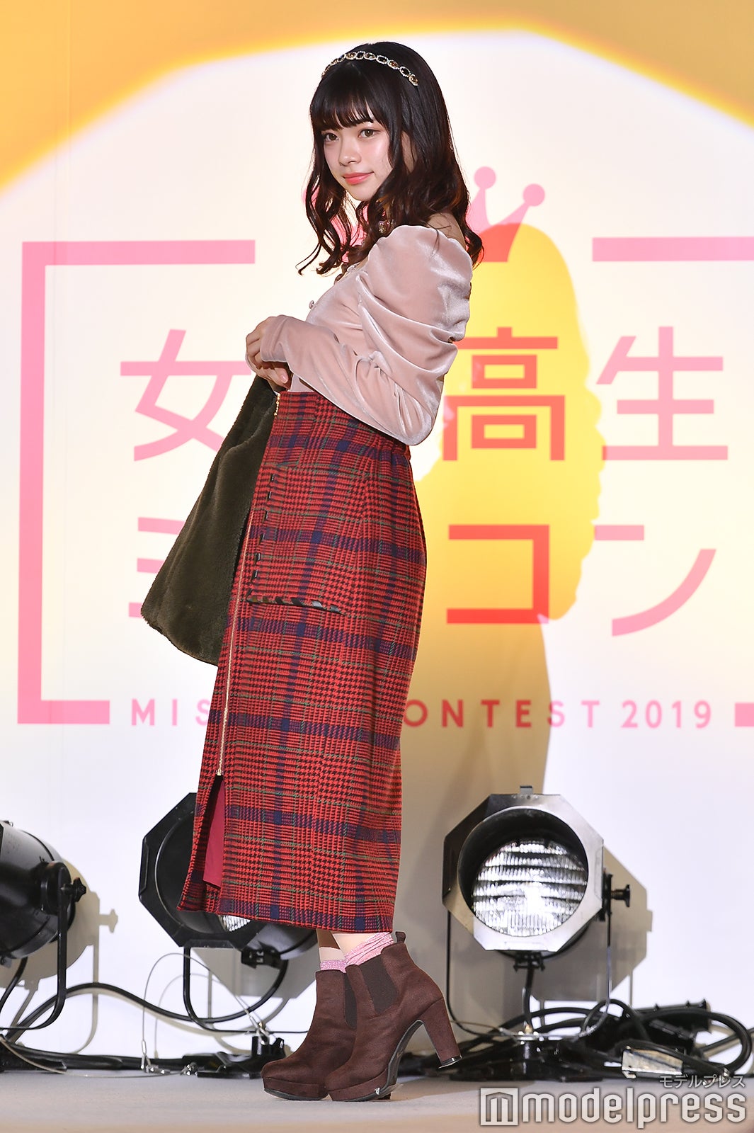 （C）モデルプレス