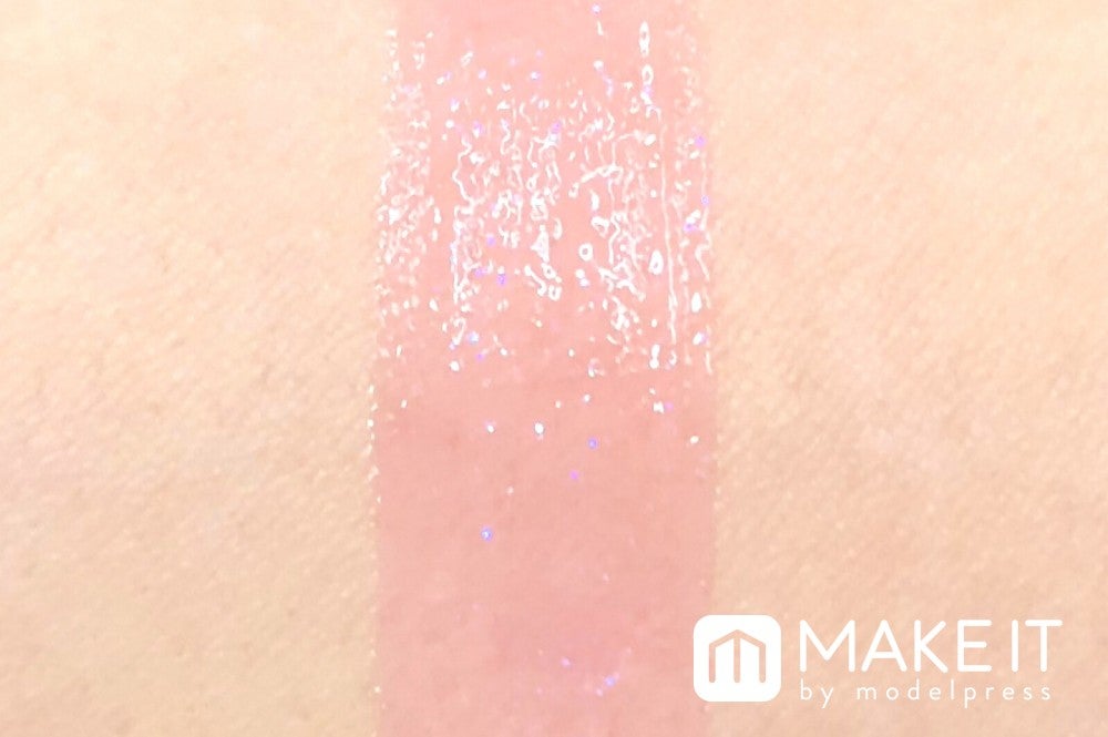 GIVENCHY／グロス・アンテルディ／No.03 エレクトリック・レヴェラトゥール (C)メイクイット