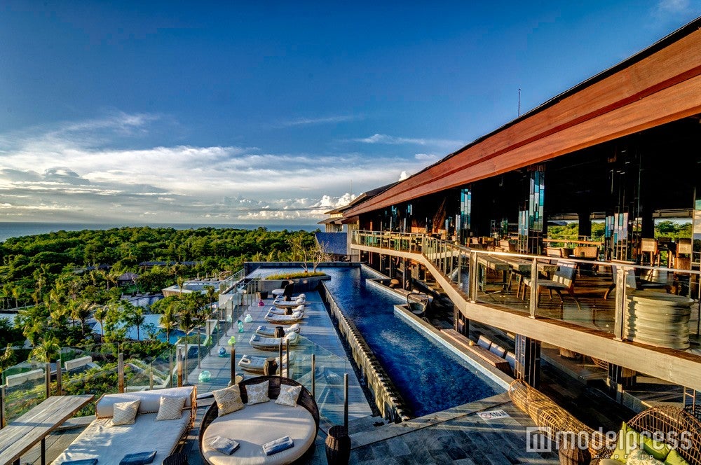 ユニーク ルーフトップバー＆レストラン／画像提供：アヤナ リゾート＆スパ バリ