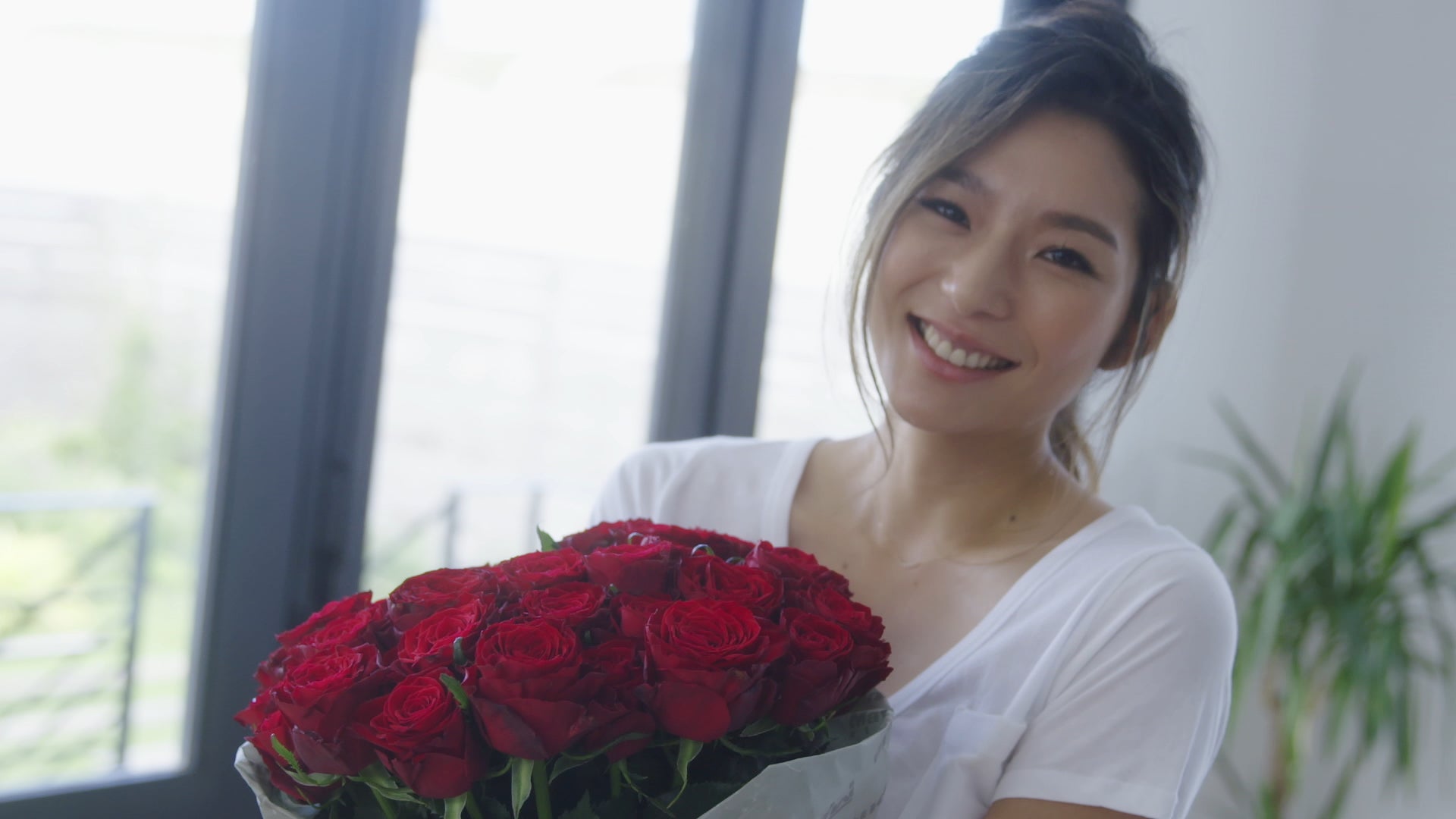 『バチェロレッテ・ジャパン』シーズン1エピソード1（C）2020 Warner Bros. International Television Production Limited