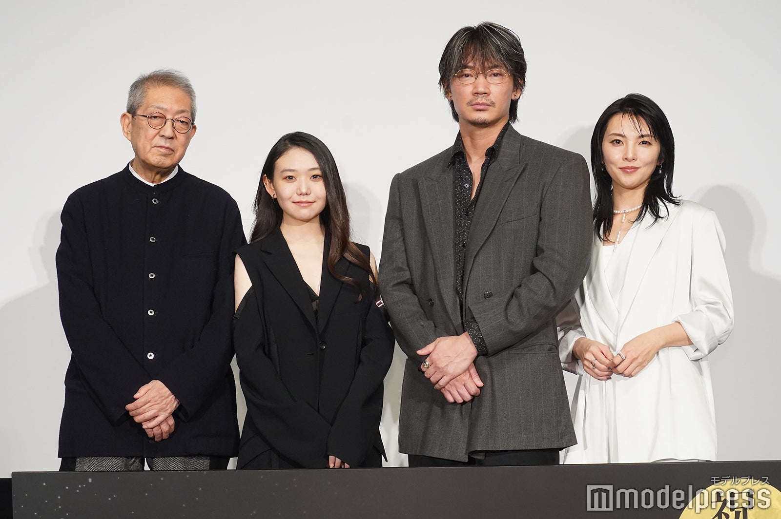 荒井晴彦監督、咲耶、綾野剛、田中麗奈（C）モデルプレス