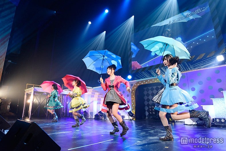 長崎県・長崎ブリックホールで公演を行ったAKB48ヤングメンバー（C)AKS