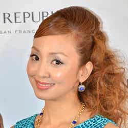 「Banana Republic 会員限定トークイベント」に登壇した神田うの