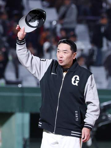 巨人・阿部監督 若手活躍の逆転勝利を喜ぶ「素晴らしいゲームだった」負傷離脱の泉口にも言及「多少時間はかかるかな」