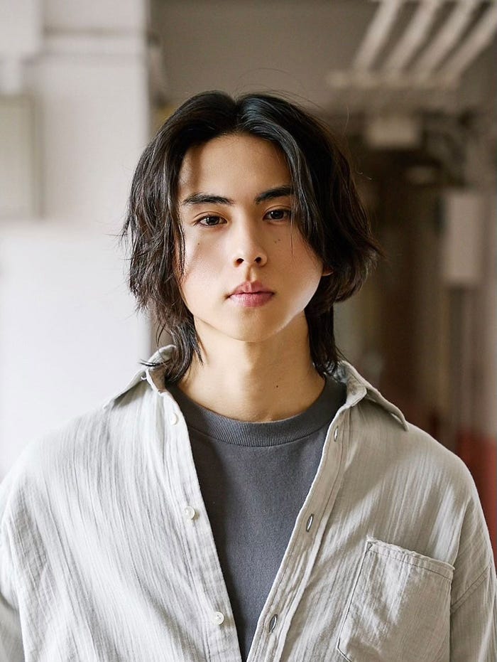 酒井大成(C)「三ツ矢先生の計画的な餌付け。」製作委員会・MBS