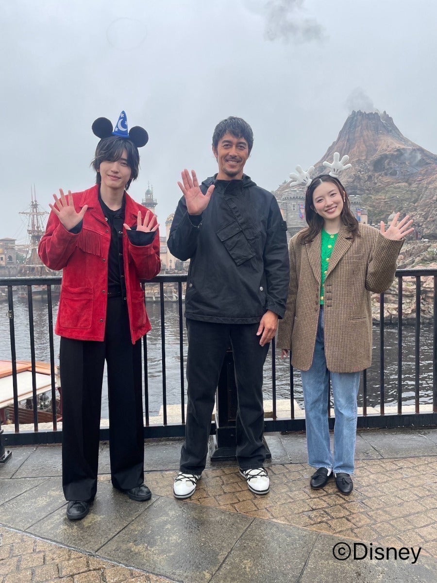 阿部寛・永野芽郁・道枝駿佑、東京ディズニーシーで感動サプライズ まさかの結末も