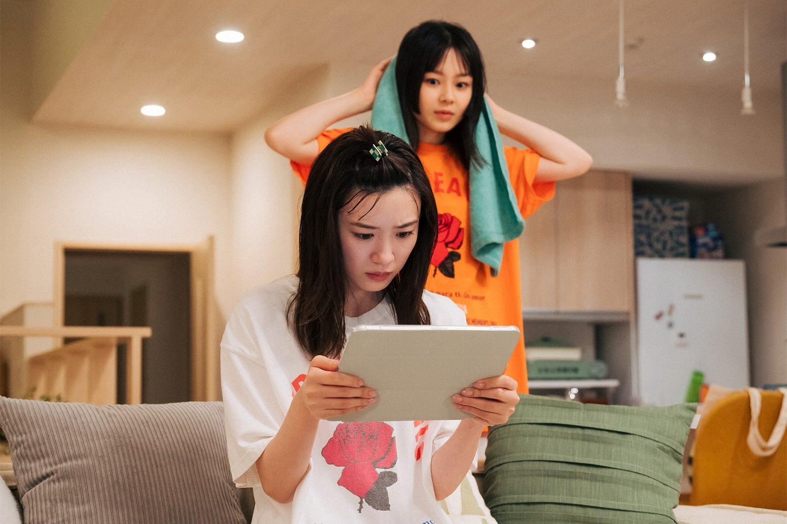 永野芽郁、武山瑠香／「ユニコーンに乗って」第5話より（C）TBS