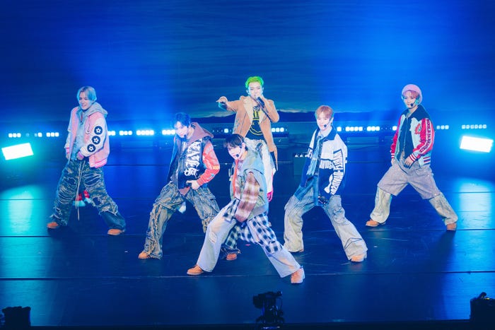 DXTEEN(C)UNIVERSAL SIGMA/LAPONE ENTERTAINMENT