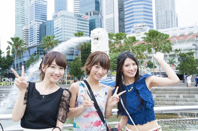 シンガポールで女子旅を満喫したフレンチ・キス（左から）柏木由紀、高城亜樹、倉持明日香（C）テレビ東京