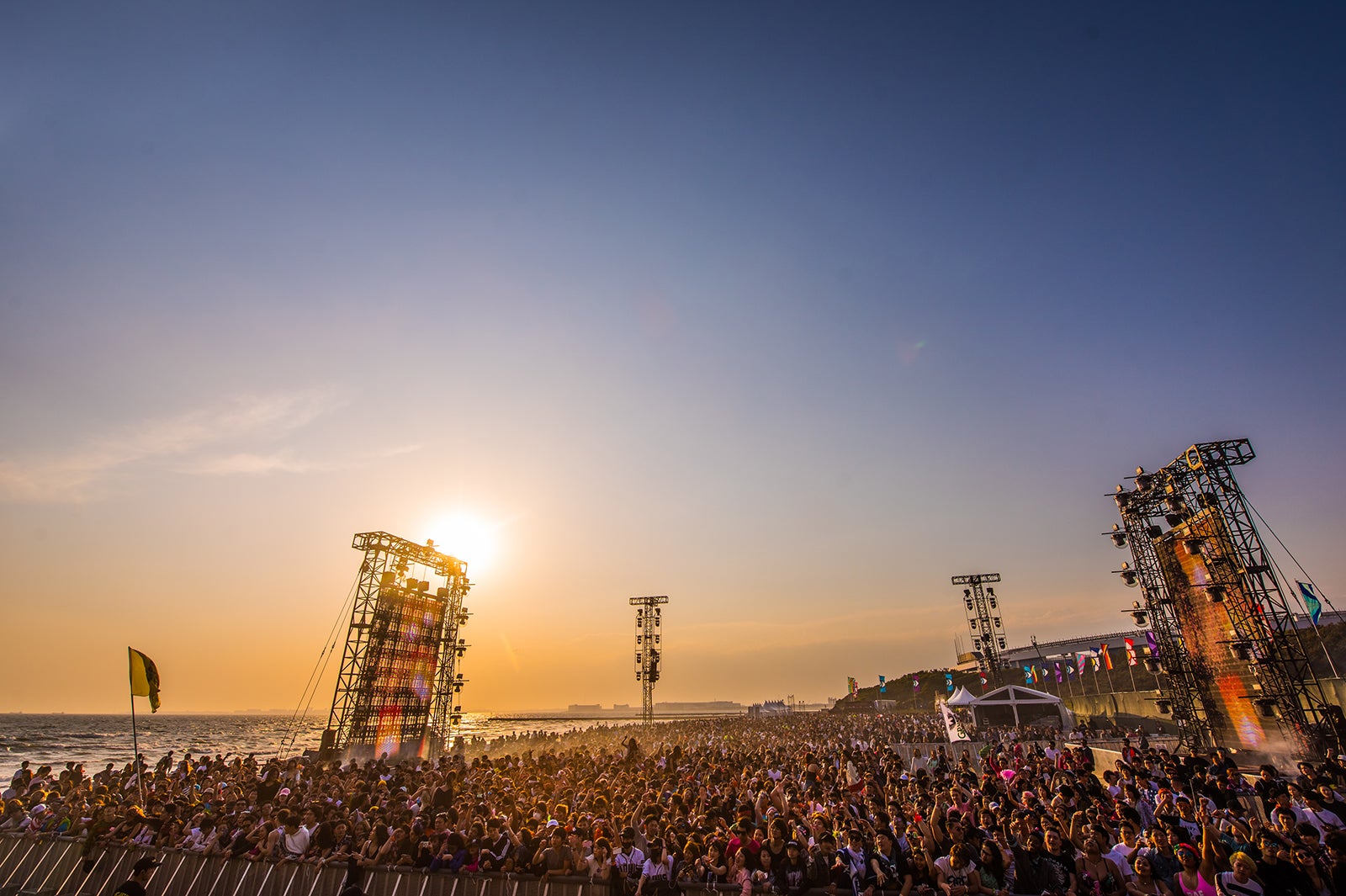 （C）Get-Tiny-for-Insomniac-2