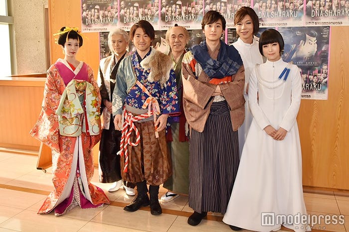 (前列左から)朝海ひかる、ナオト・インティライミ、小関裕太、新妻聖子(後列左から)中川晃教、イッセー尾形、ミッツ・マングローブ(C)モデルプレス