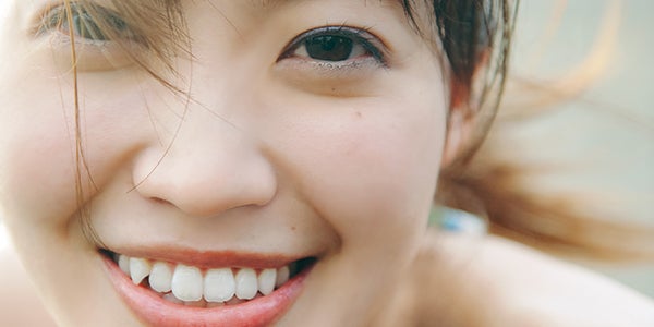 櫻坂46松田里奈、1st写真集記念生配信決定＆特典公開 未掲載の海カット