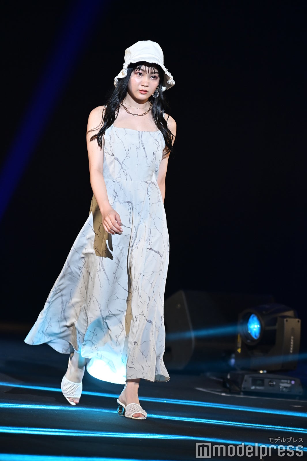 （C）モデルプレス