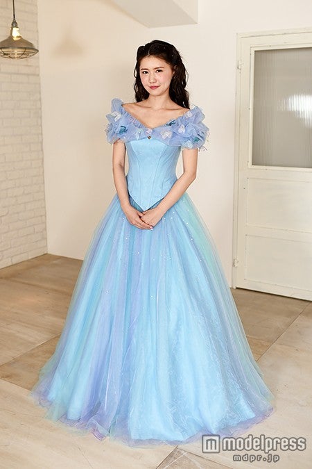 リアルシンデレラに変身／モデル：河西里音