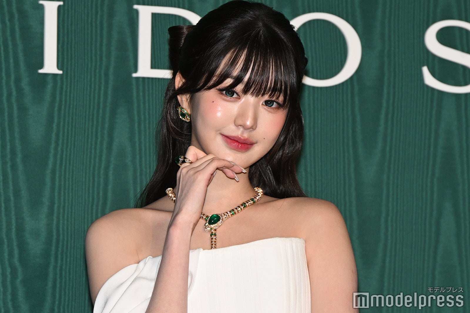 NHK DVD 長谷川潤 ハワイ フラダンス 2組セット Amazon.co.jp: 長谷川潤 ハワイを踊る [DVD] : 長谷川潤, ナラニ