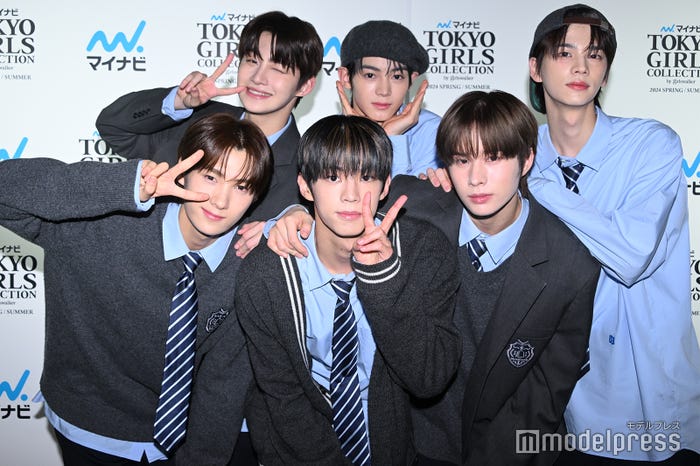 (上段左から)JIHOON、HANJIN、SHINYU(下段左から)YOUNGJAE、DOHOON、KYUNGMIN/TWS(C)モデルプレス