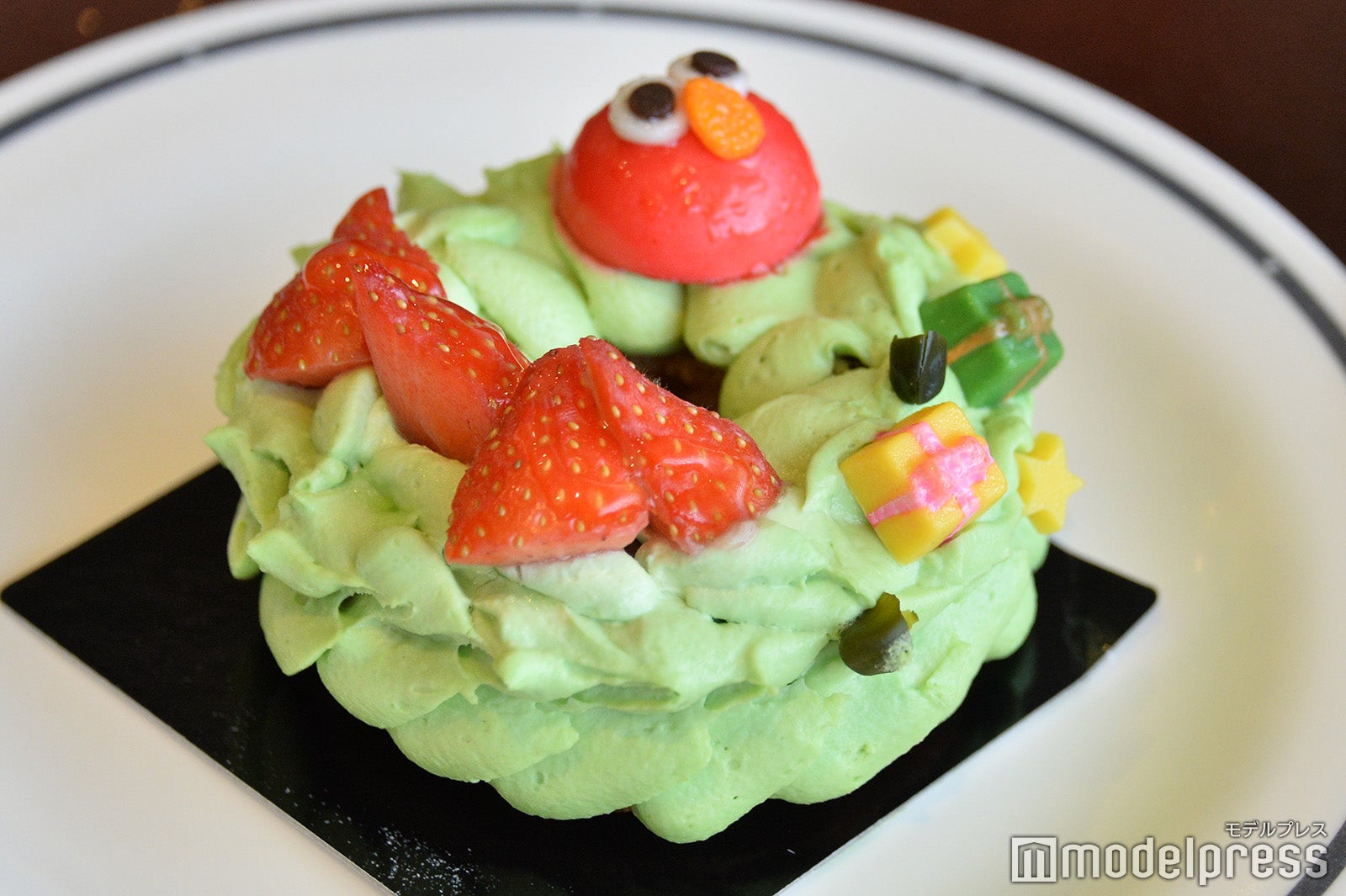 リースケーキ～キャラメル＆ピスタチオクリーム～￥900（C）モデルプレス