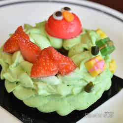 リースケーキ~キャラメル&ピスタチオクリーム~¥900(C)モデルプレス