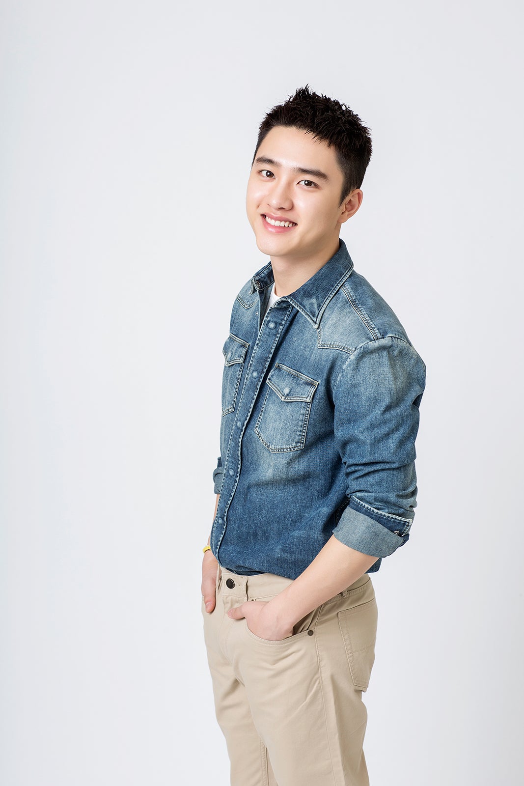 D.O.（EXO）「ずっと手をつないでいました」ぎこちなくて冷や汗…初恋エピソードも語る＜インタビュー＞ - モデルプレス