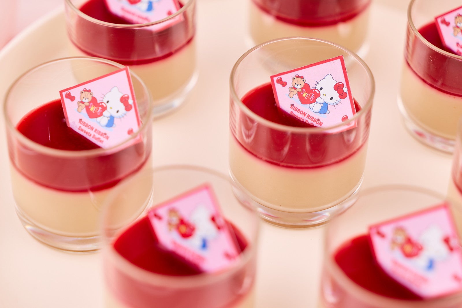 HELLO KITTY RIBBON RIBBON Sweets Buffet／提供画像