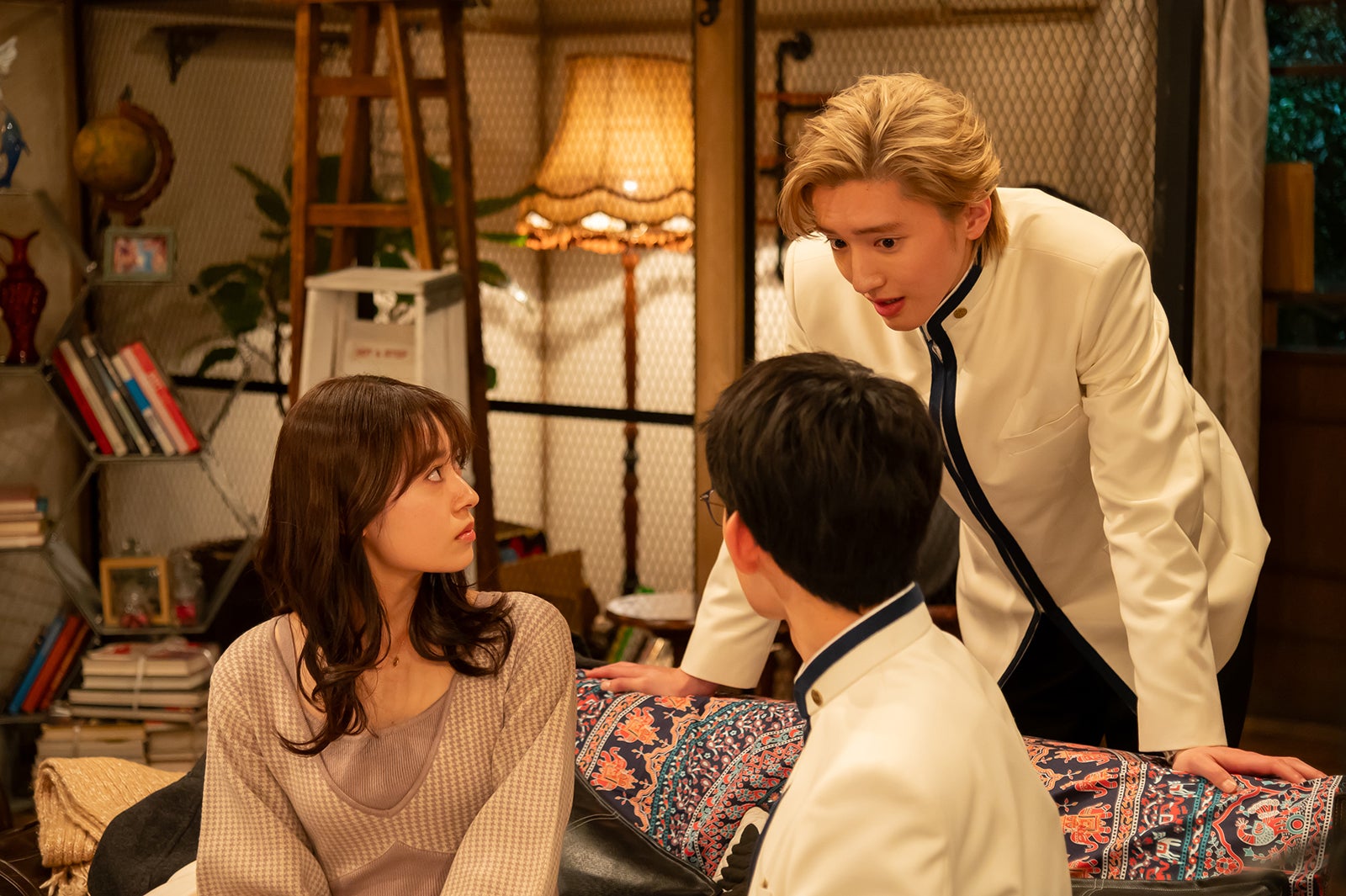 田辺桃子、山時聡真、道枝駿佑「マルス-ゼロの革命-」第4話より（C）テレビ朝日