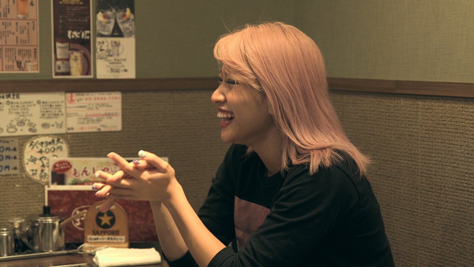 花「TERRACE HOUSE TOKYO 2019-2020」32nd WEEK（C）フジテレビ／イースト・エンタテインメント