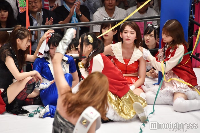 Hkt48宮脇咲良 ここまでガチ泣きしたのは初めて 横山由依と号泣 豆腐プロレス The Real 17 Wip Climax モデルプレス