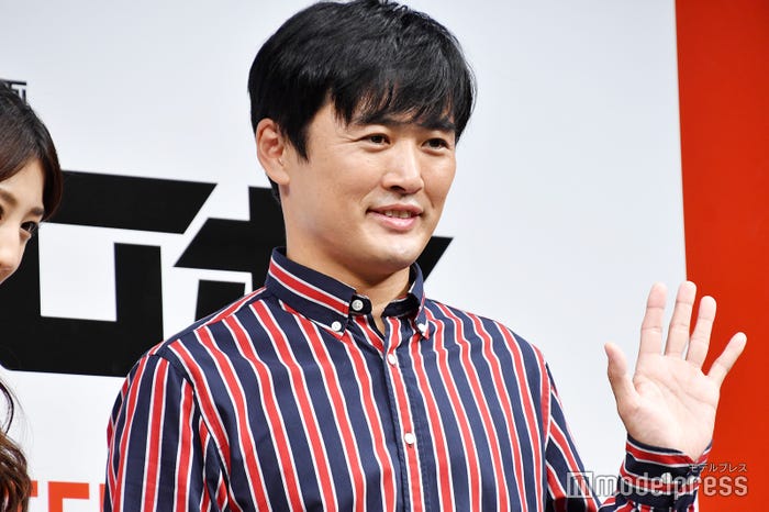 劇団ひとり(C)モデルプレス