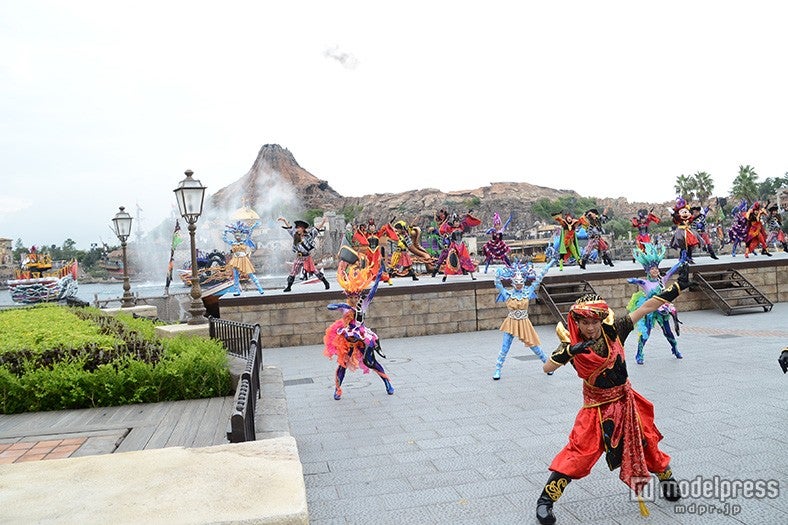 「ザ・ヴィランズ・ワールド」