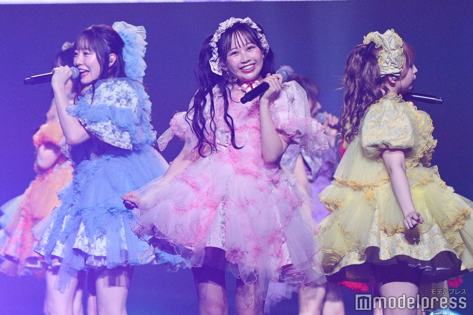 FRUITS ZIPPER（C）モデルプレス