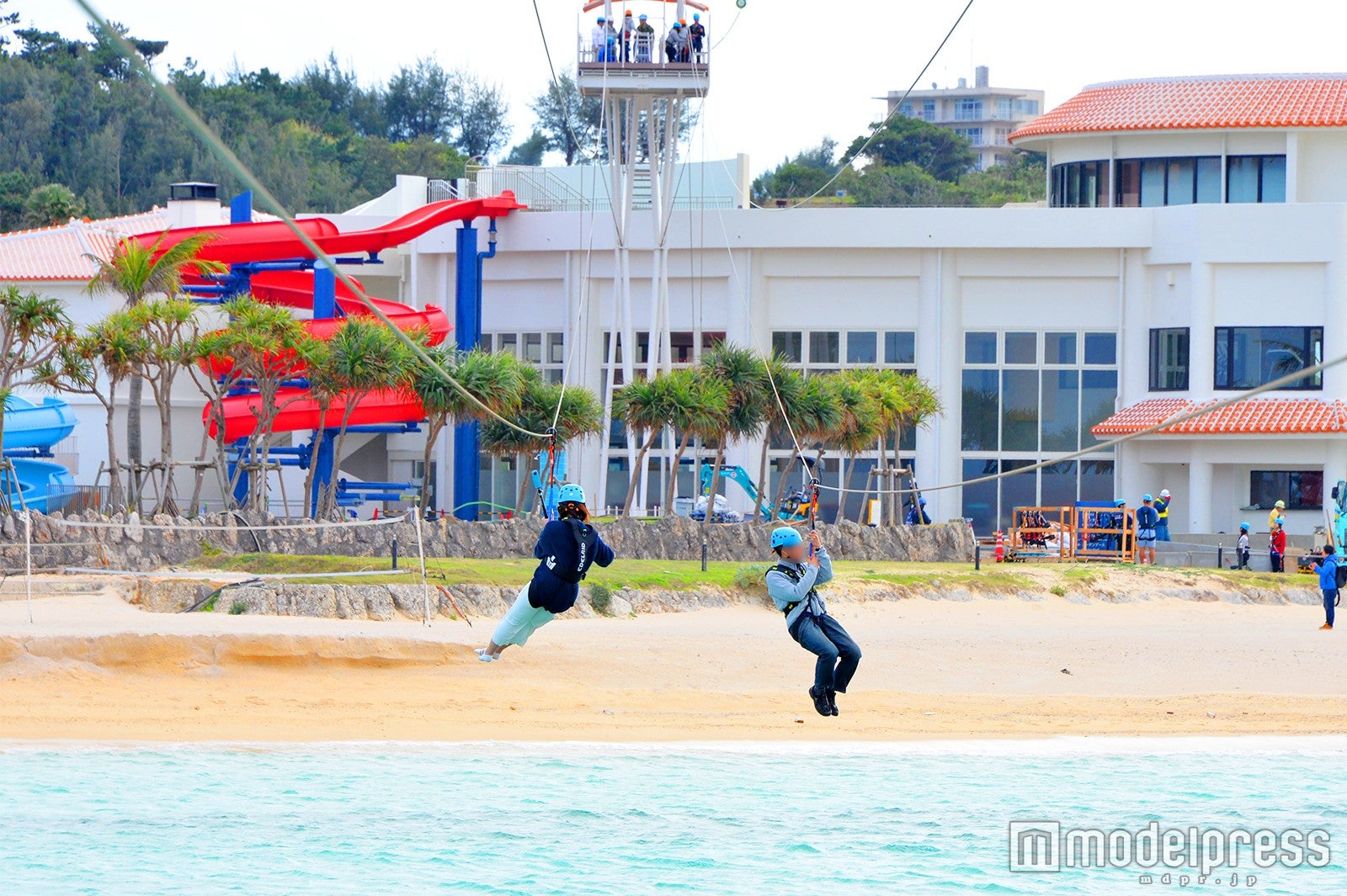 メガジップ（C）モデルプレス