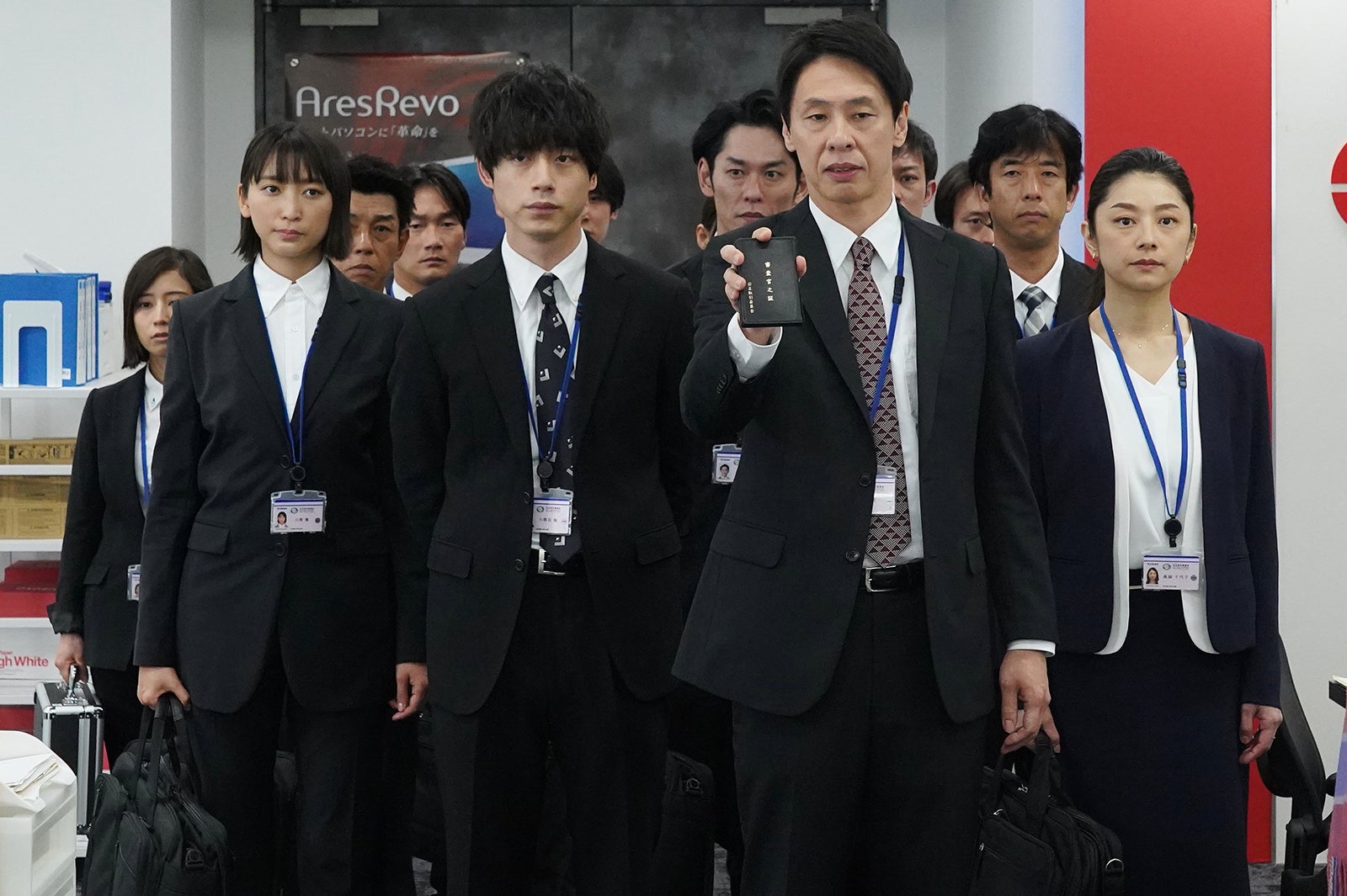 （左から）杏、坂口健太郎、大倉孝二、小池栄子 （C）モデルプレス