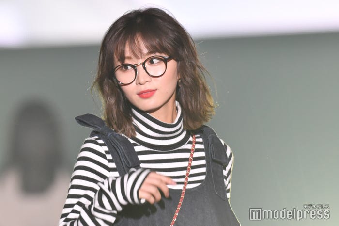 岡崎紗絵(C)モデルプレス
