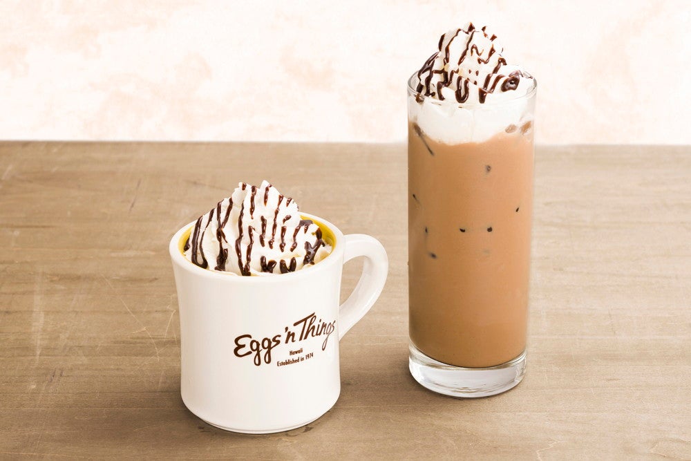 ショコラバナナモカ [Hot or Iced]591円／画像提供：Eggs’n Things Japan
