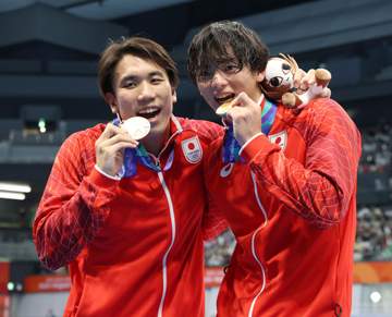 競泳 日本400リレー銅メダル！競泳ニッポン復活のろし 男子リレー全種目で日本記録